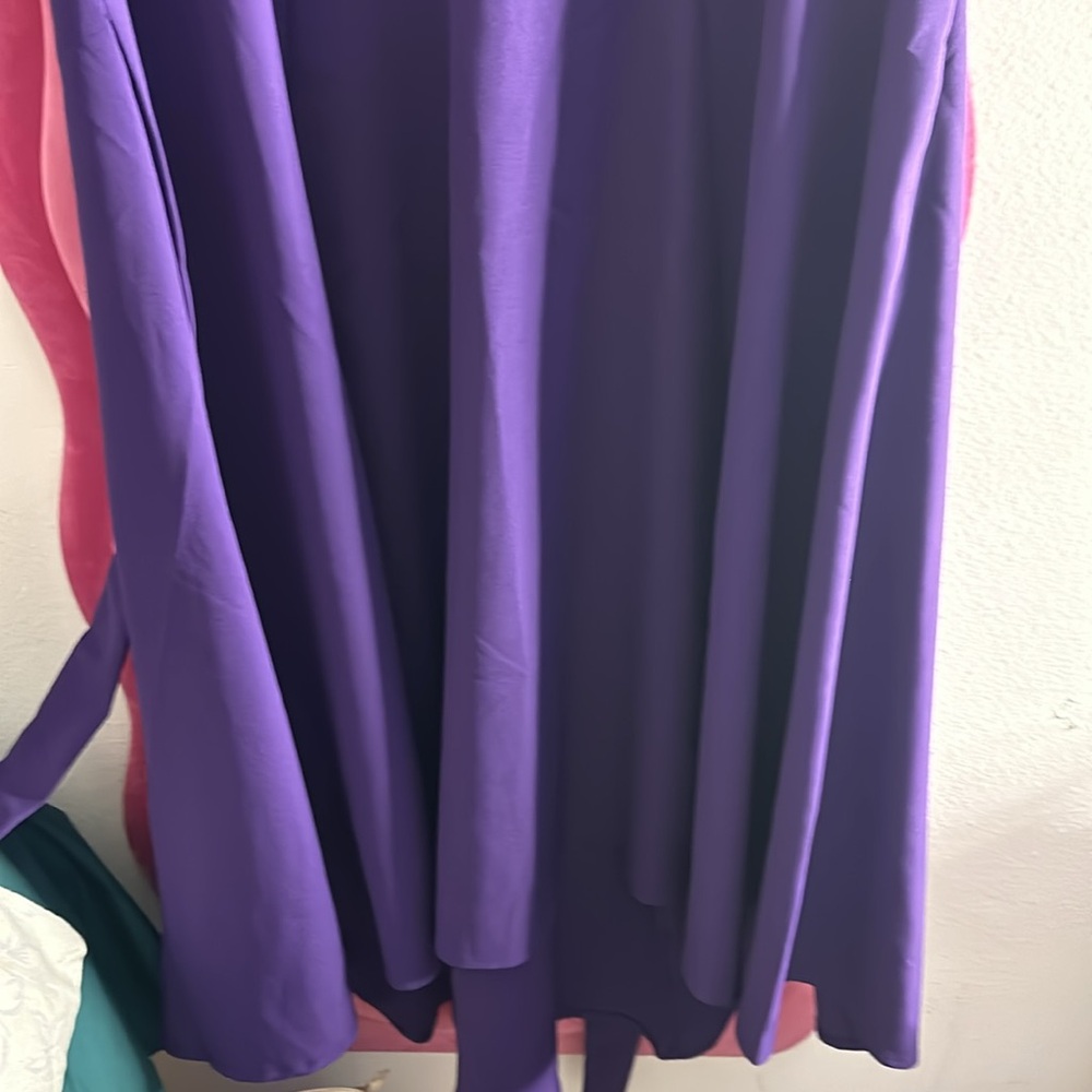 Dress - Picture 4 of 8